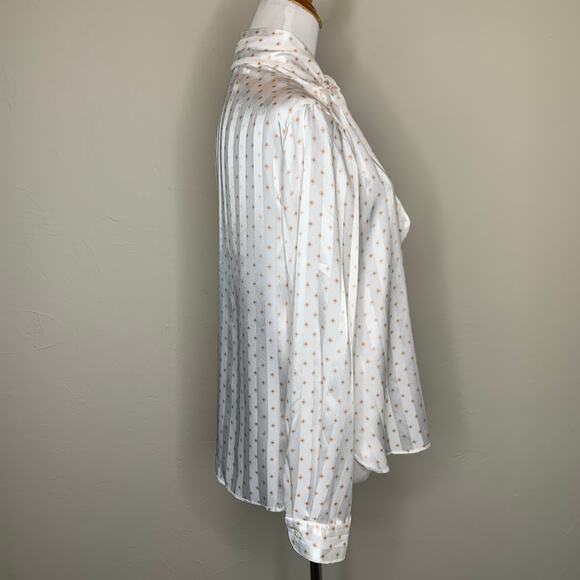 Vintage Evan Picone Blouse Cream with Small Squares Medallion Subtle Stripe Sz 8 - Picture 4 of 7